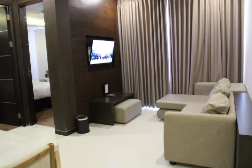 Hotel d'Season Premiere Jepara Kamar Photos