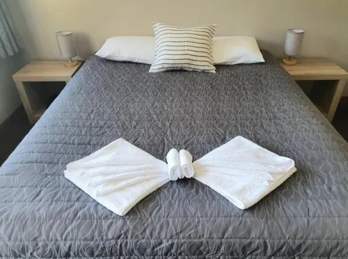 Bay Vista Waterfront Motel Chambres Photos