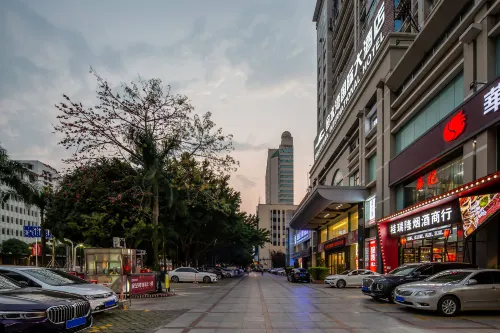 Nanning Jinshuiwan International Hotel ( Nanhu Park Macun Subway Station) Экстерьер Photos