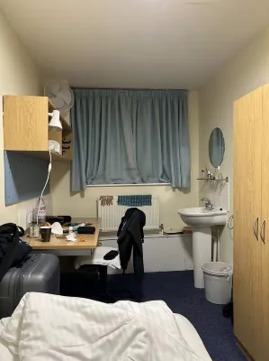 LSE Passfield Hall Rooms Photos