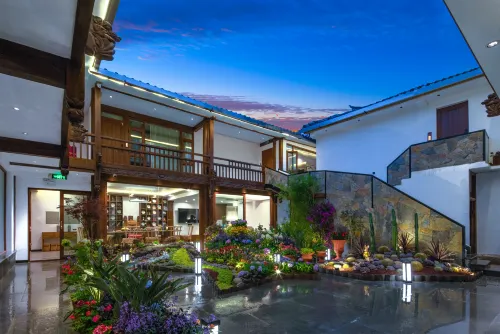 Yihe QIshe Inn (Lijiang Dashuiche Shop) Избранное Photos