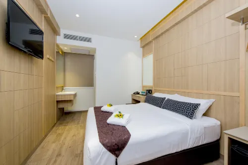 Hotel 81 Premier Star Kamar Photos