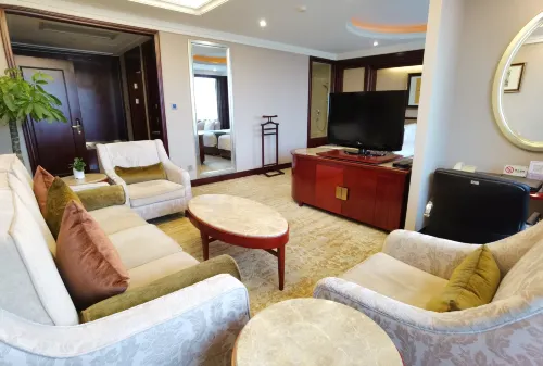 Chutian Guangdong International Hotel Zimmer Photos