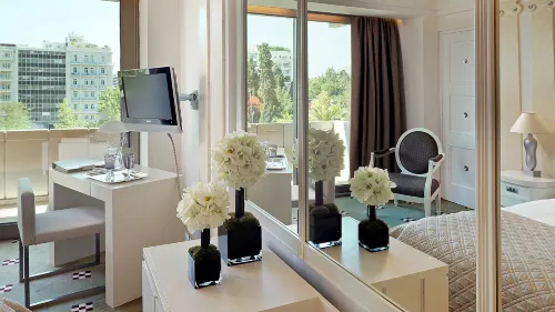 NJV Athens Plaza Camere Photos