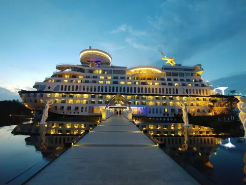 Sun Cruise Resort and Yacht Extérieur Photos