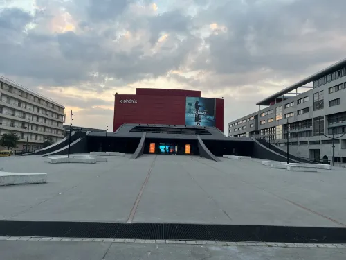 Grand Hôtel de Valenciennes À proximité de l'hôtel Photos