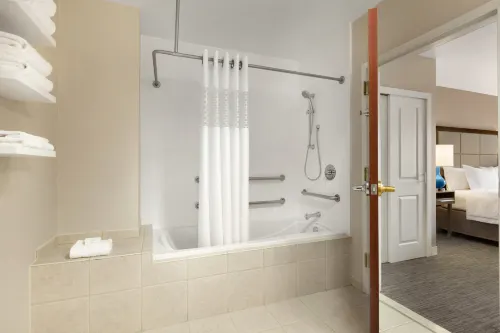 Hampton Inn Long Island-Brookhaven Chambres Photos