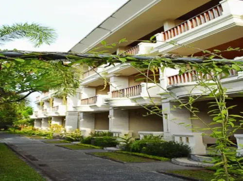 Kusuma Resort Seminyak Exterior Photos
