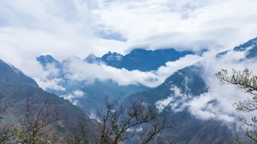 Tiger Leaping Gorge yachajiao Manor Dekat Hotel Photos