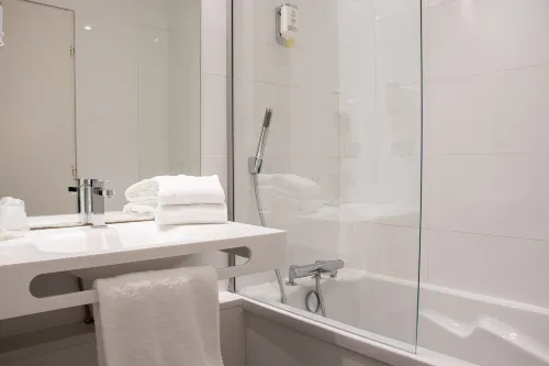 Victoria Garden Bordeaux Centre Rooms Photos