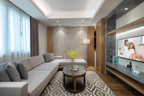 Somerset Emerald City Camere Photos