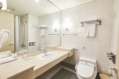 Queen Vell Hotel & Wedding Kamar Photos