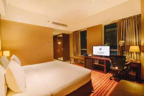 Hotel JS Luwansa Kamar Photos