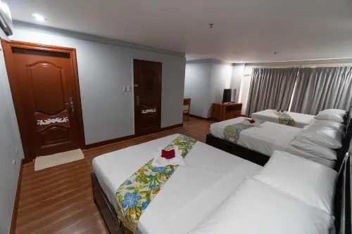 One Averee Bay Hotel Zimmer Photos