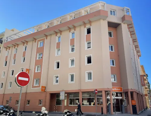EasyHotel Nice Centre des Congrès - Vieux Nice Extérieur Photos