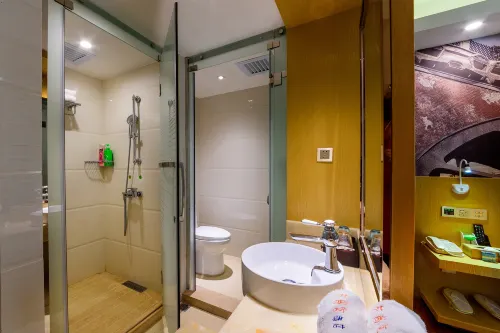 Yishanggong Art Themed Hotel (Guangzhou Jiangnanxi Metro Station) Chambres Photos