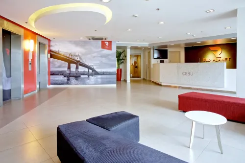 Red Planet Cebu Public Areas Photos