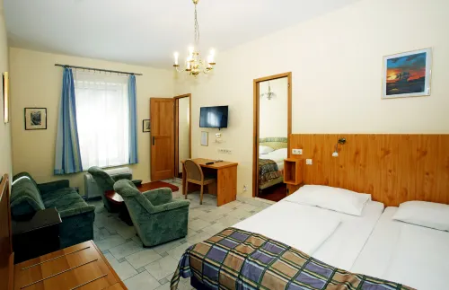Continental Hotel-Pension Camere Photos