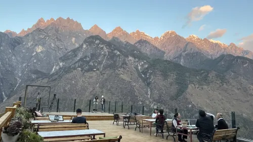 Tiger Leaping Gorge Tea-Horse Guesthouse Makanan Photos