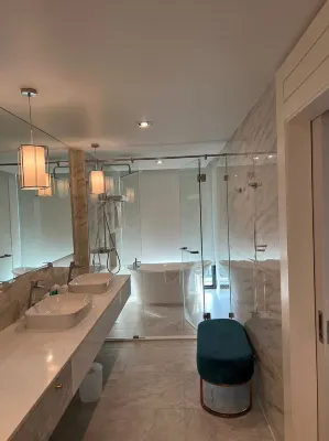 Pattaya Discovery Beach Hotel Chambres Photos