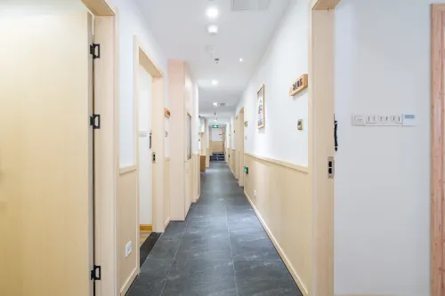 Beijing Xianglun She Hotel (Beijing Tiananmen Square Qianmen Pedestrian Street) Photos