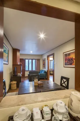 Puncak Pass Resort Rum Photos