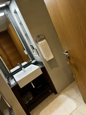Amwaj Rotana Jumeirah Beach - Dubai Rooms Photos