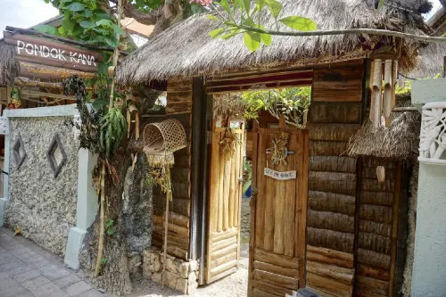 Pondok Kana and Hostel by  Ecommerceloka Extérieur Photos