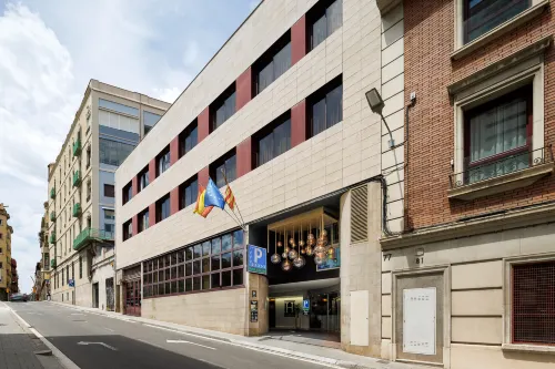 Hotel Ronda Lesseps Exterior Photos