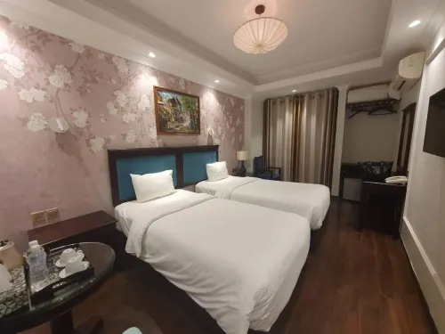 Golden Legend Boutique Hotel & Travel Rooms Photos