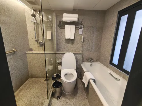 Ramada Plaza by Wyndham Bangkok Menam Riverside Rooms Photos