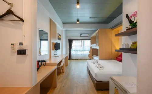 Phuket Airport Place Camere Photos