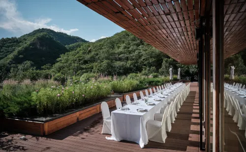 Commune by the Great Wall Dining Photos