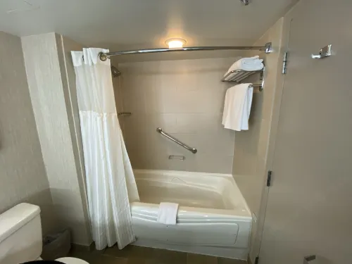 Hilton Whistler Resort & Spa Rooms Photos
