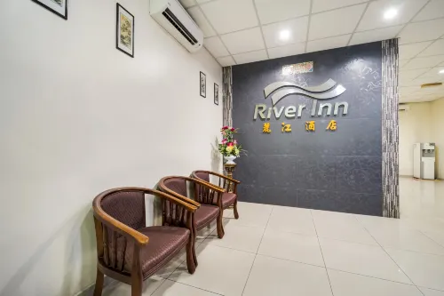 River Inn Hotel Общественные зоны Photos