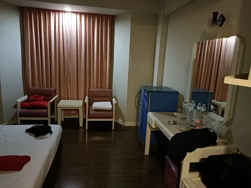 River Grand Hotel Camere Photos
