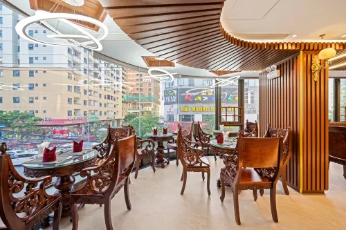 Monalisa Luxury Hotel Restauration Photos