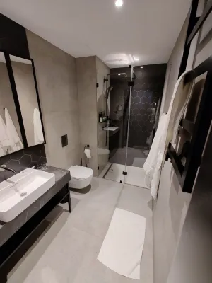 Crowne Plaza Warsaw - the Hub Rooms Photos