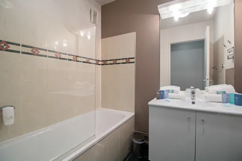 Appart'City Confort Paris Villejuif Appart - Hôtel Chambres Photos