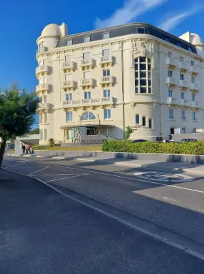 Regina Experimental Biarritz Extérieur Photos
