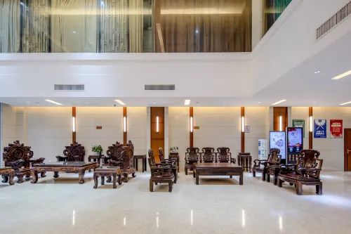 Nanning Jinshuiwan International Hotel ( Nanhu Park Macun Subway Station) Общественные зоны Photos