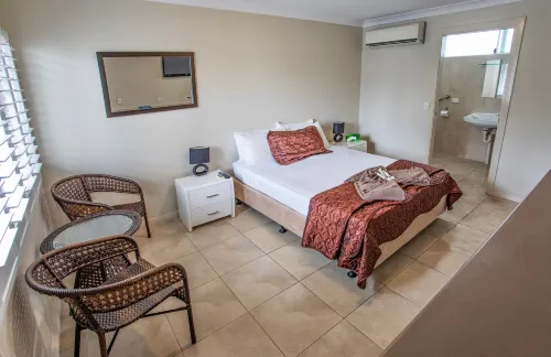 Tropicana Motel Rooms Photos