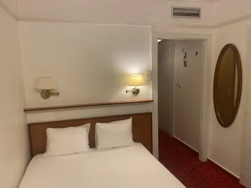 Hotel Coypel by Magna Arbor Paris Rooms Photos