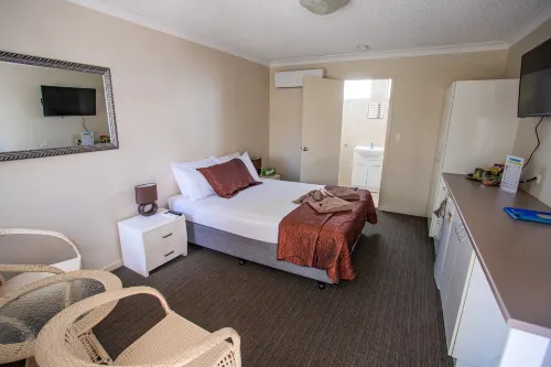 Tropicana Motel Rooms Photos