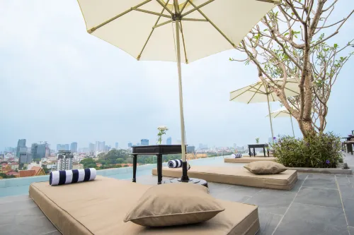 GLOW PARK HOTEL Grand Royal Palace Featured Photos