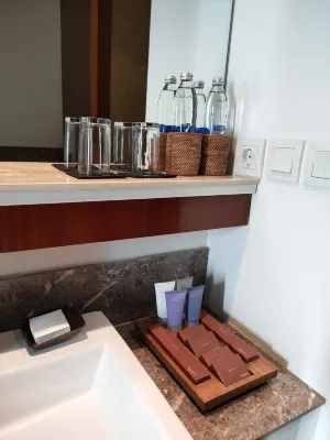 The Magani Hotel and Spa Kamar Photos
