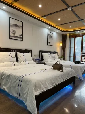 Phoenix flower trail river view Homestay Rooms Photos