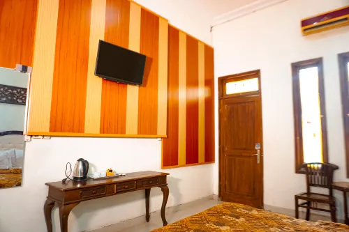 Hotel Laweyan Solo Номера Photos