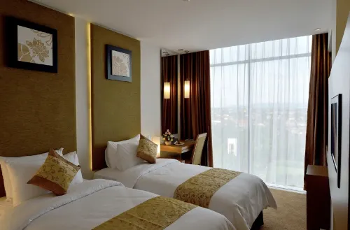 Grand Tjokro Yogyakarta Kamar Photos