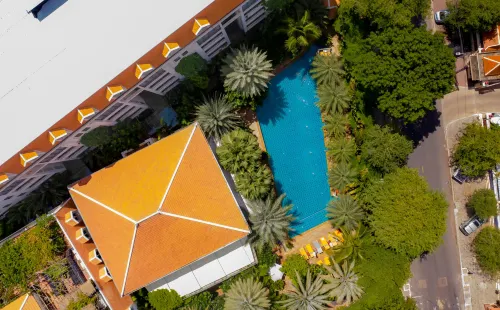 Palace Gate Hotel & Resort By EHM Extérieur Photos